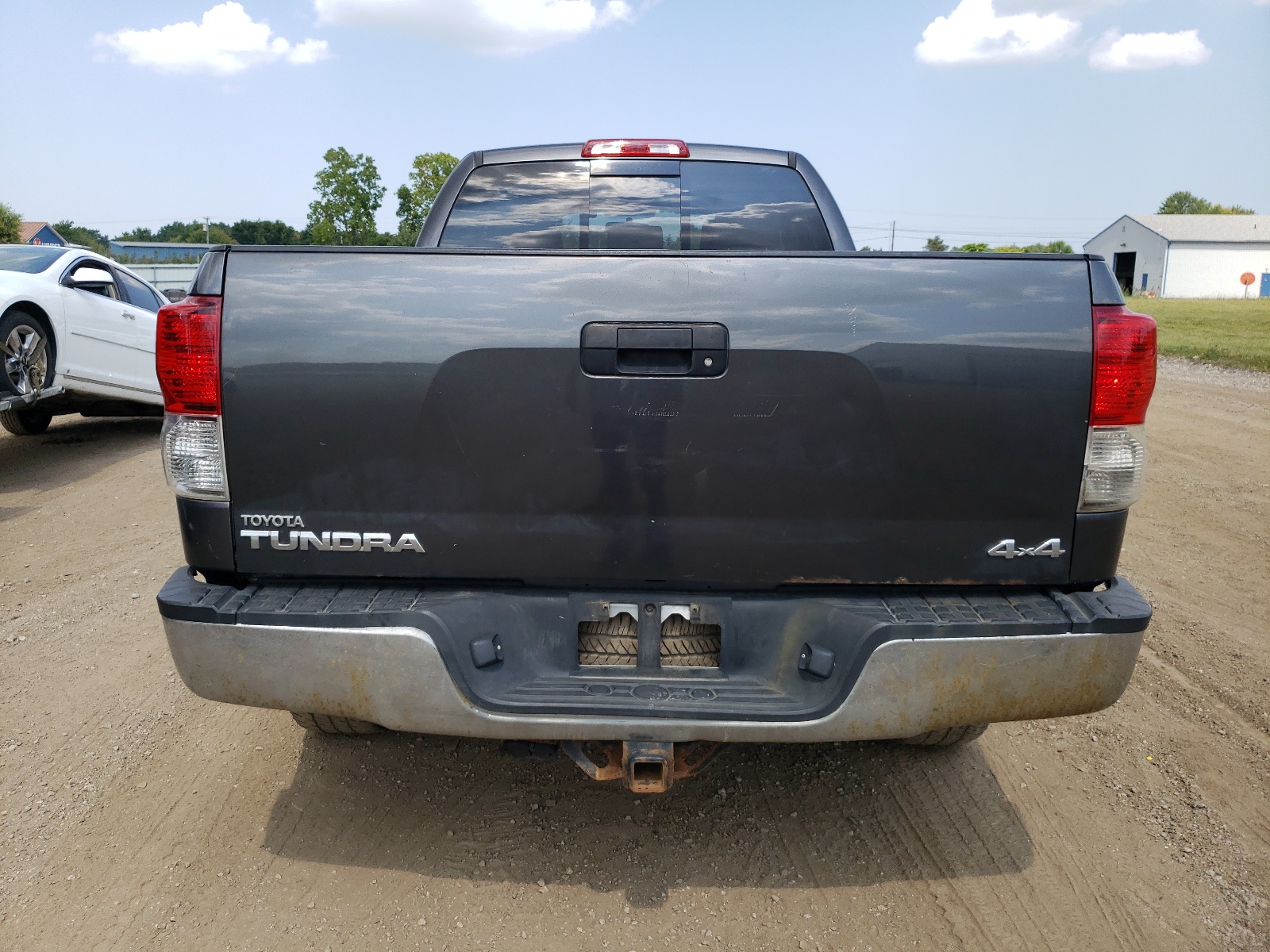 5TFUM5F10BX020536 2011 Toyota Tundra Double Cab Sr5