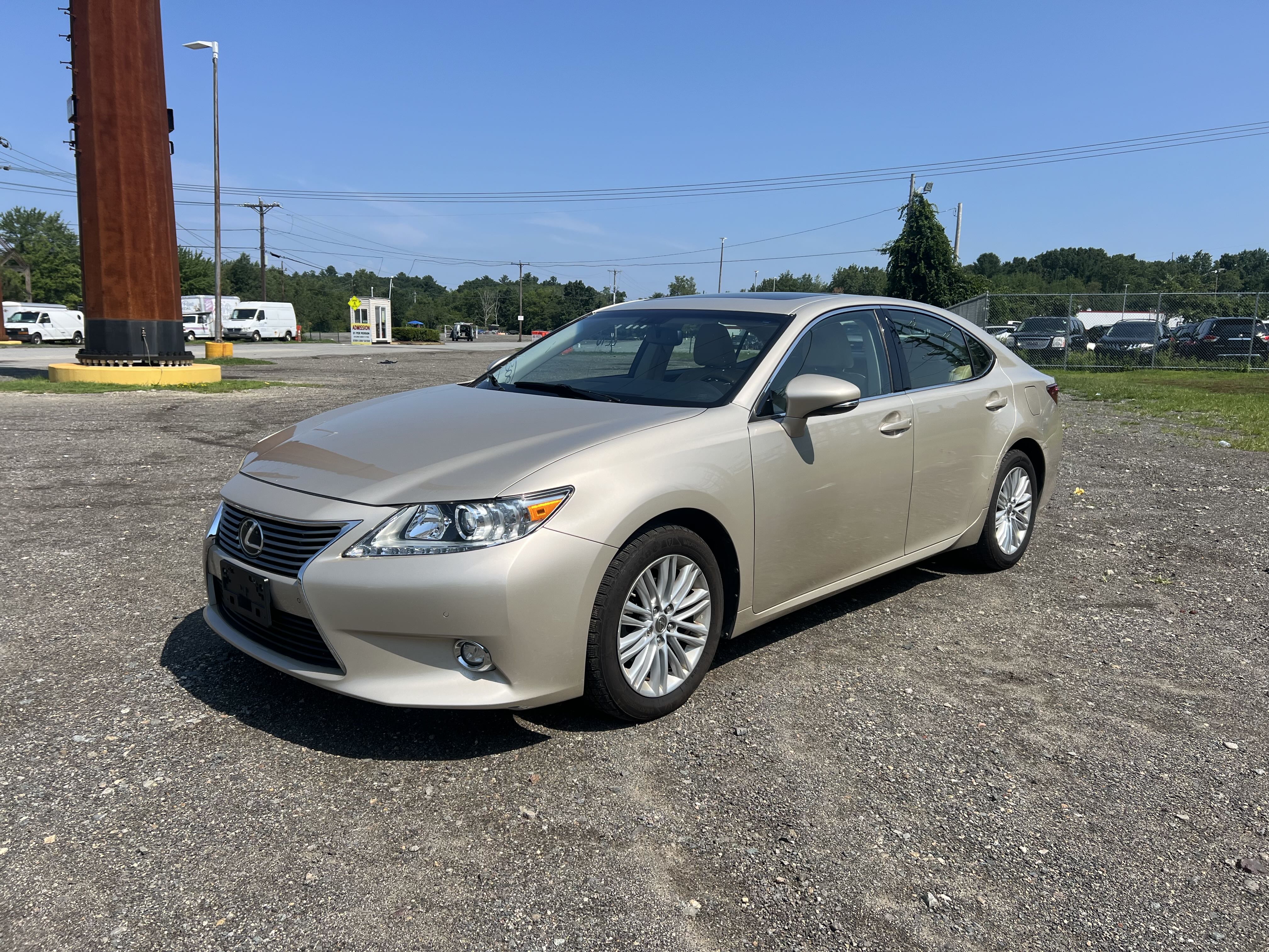 2014 Lexus Es 350 vin: JTHBK1GG5E2105056