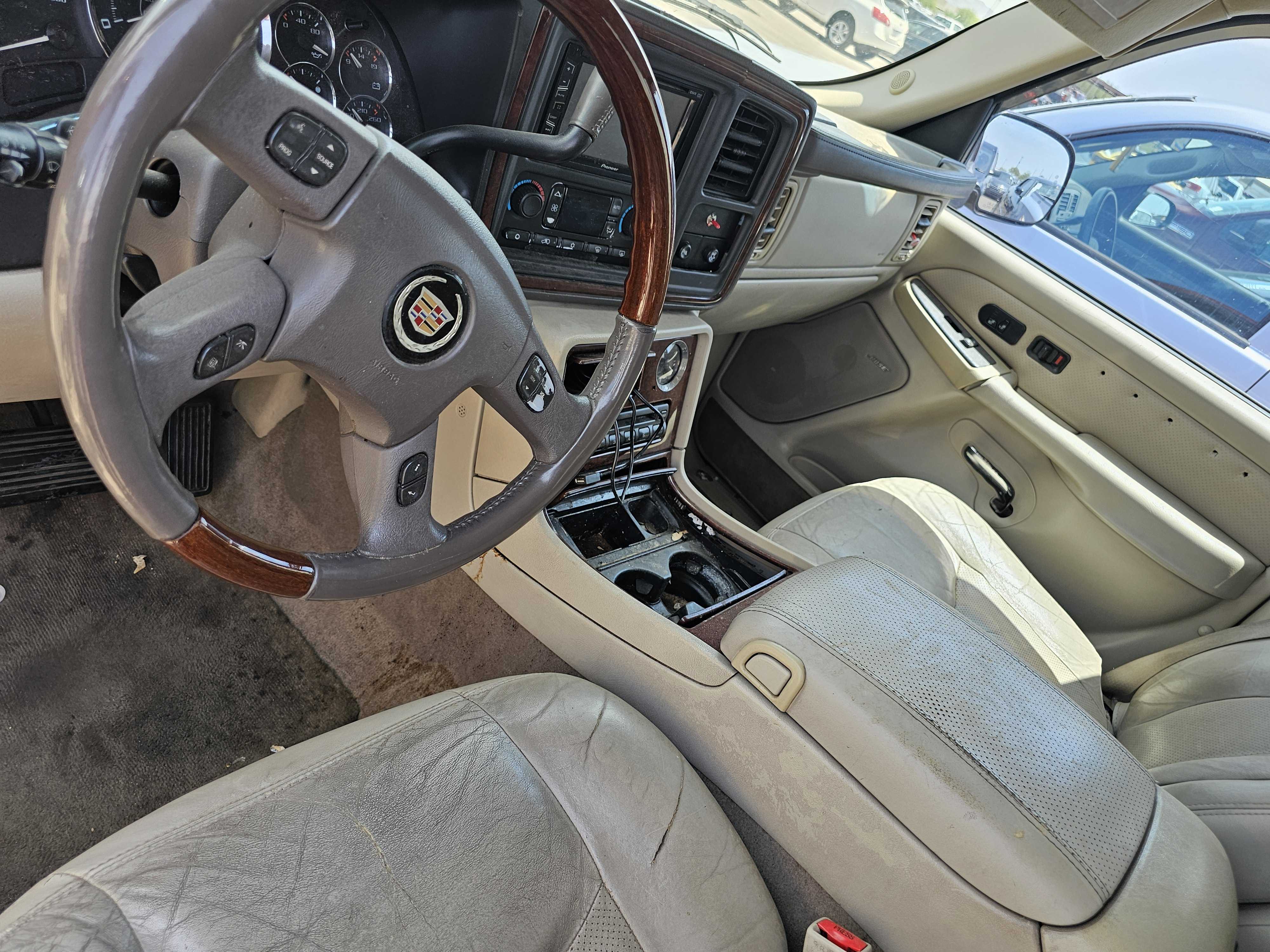 1GYEC63T65R185481 2005 Cadillac Escalade Luxury