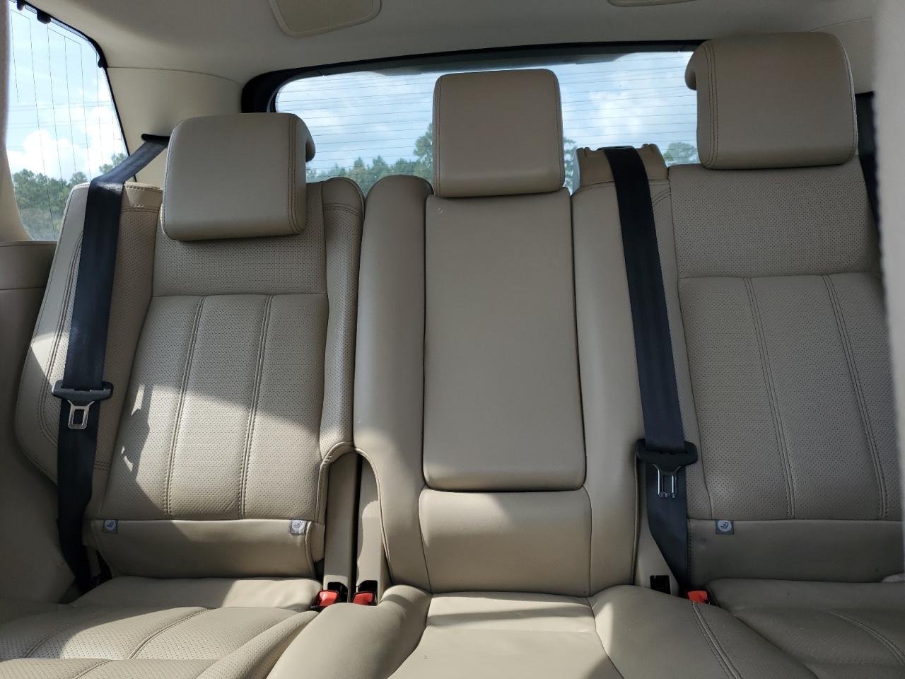 2010 Land Rover Range Rover Sport Lux VIN: SALSK2D4XAA228992 Lot: 65380884