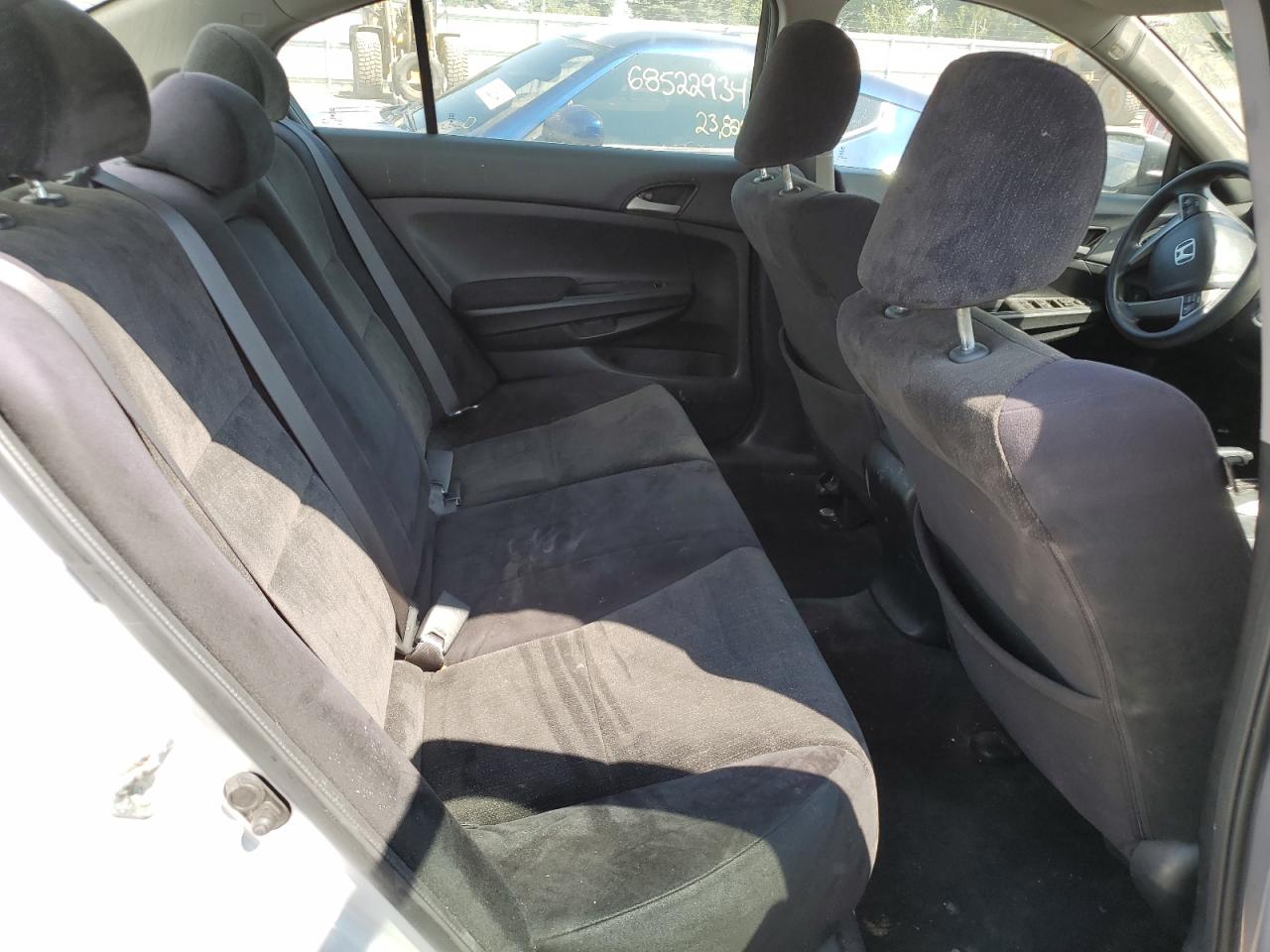 2010 Honda Accord - Image 10