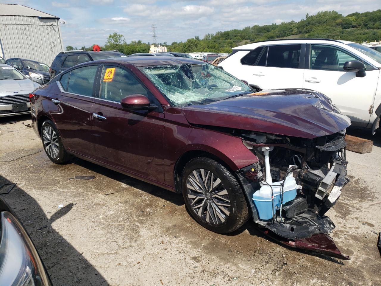 1N4BL4DV3PN375848 Nissan Altima SV 4