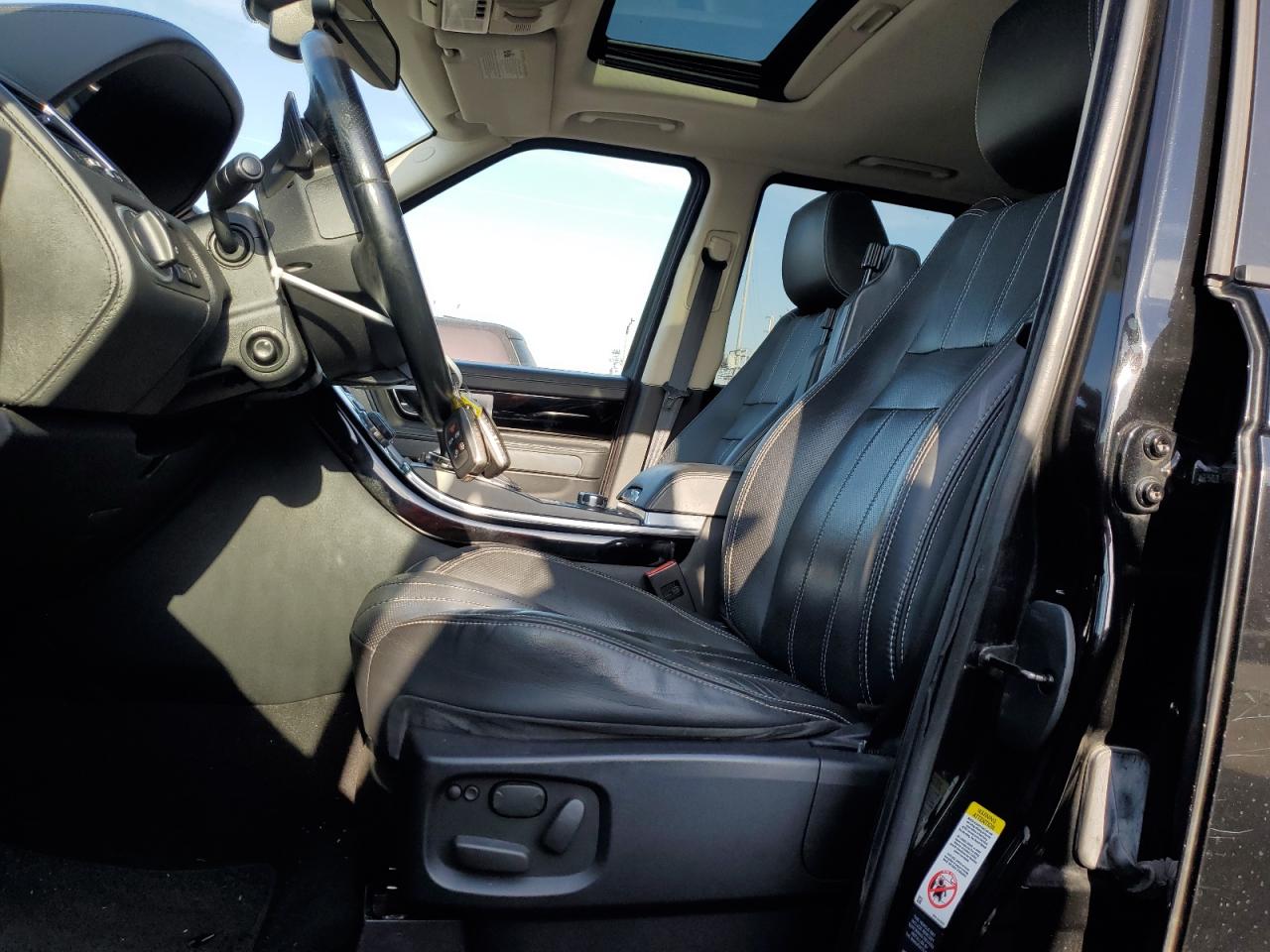 2011 Land Rover Range Rover Sport Sc VIN: SALSH2E44BA261310 Lot: 66678044