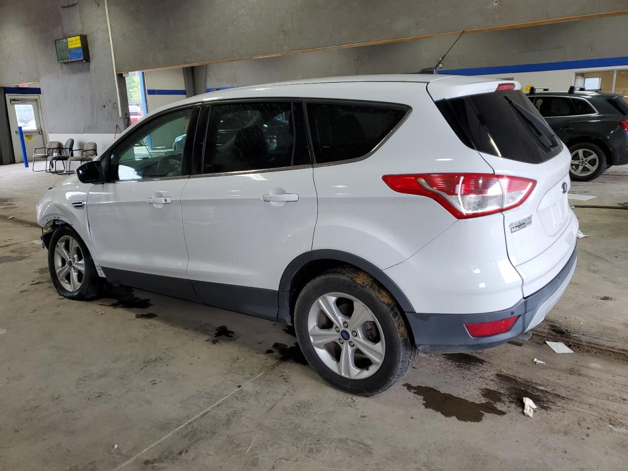 VIN 1FMCU0G77FUB39124 2015 FORD ESCAPE no.2