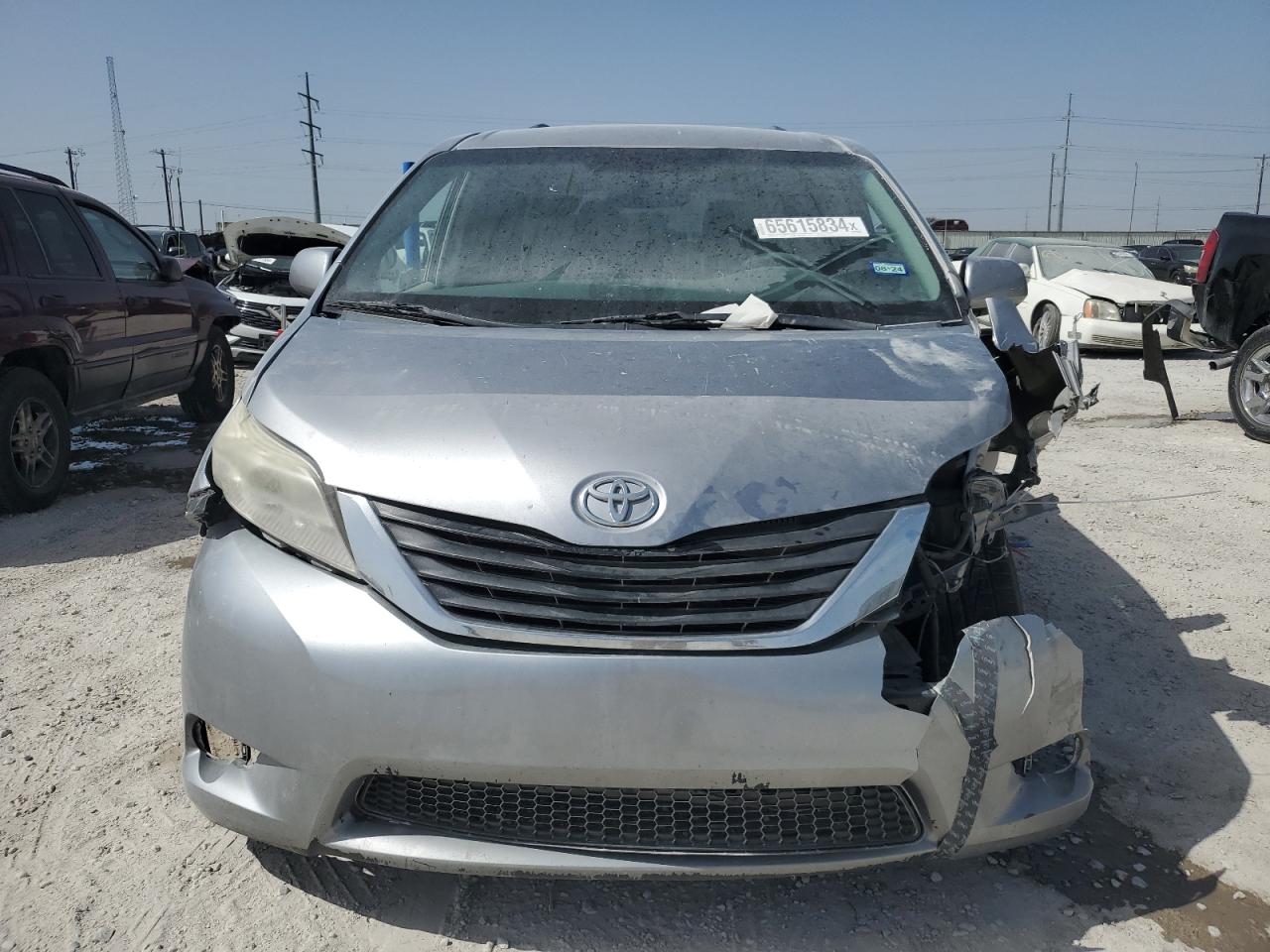 2011 Toyota Sienna Le VIN: 5TDKK3DC7BS001669 Lot: 65615834