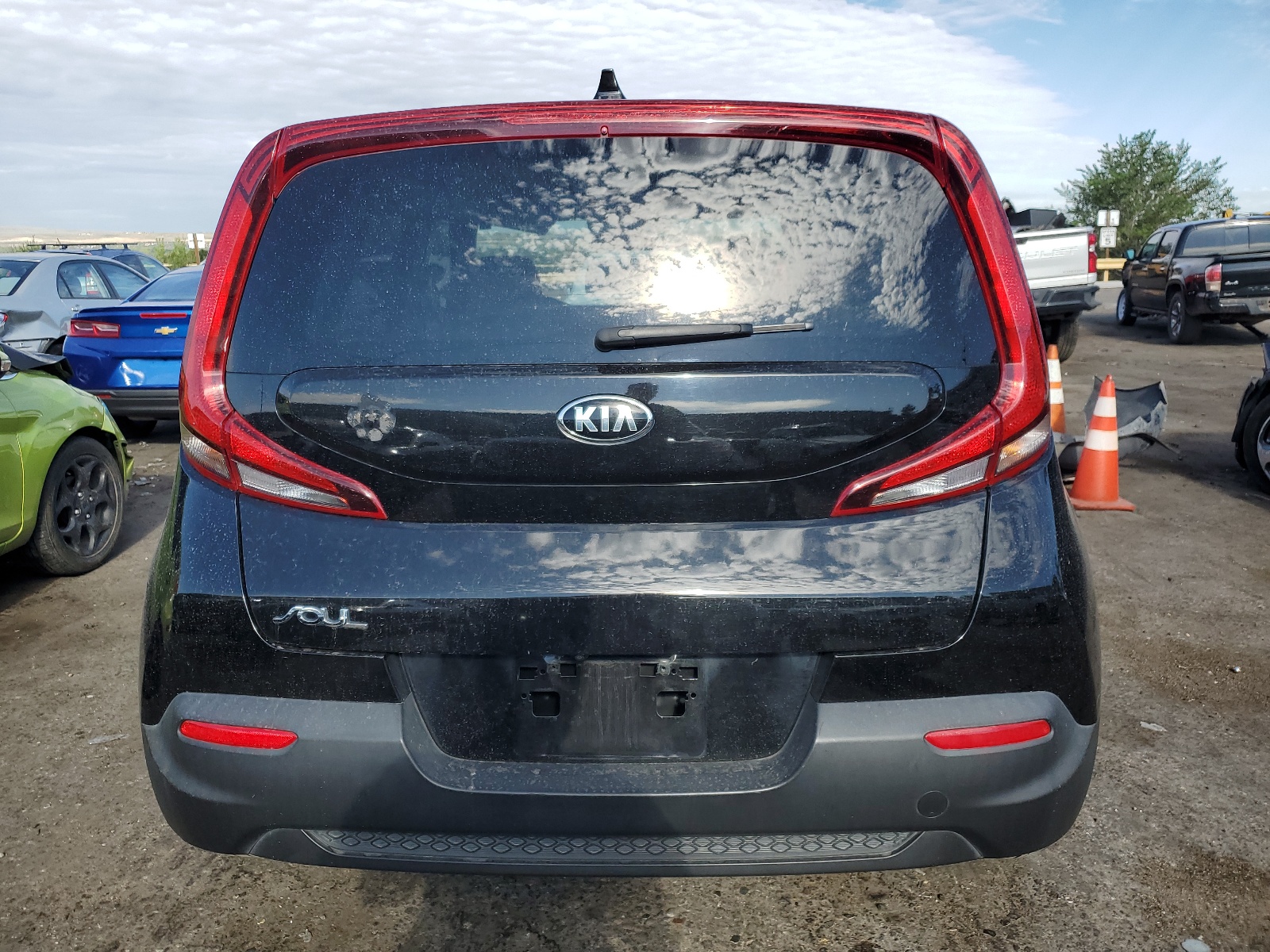 KNDJ23AU7L7718576 2020 Kia Soul Lx