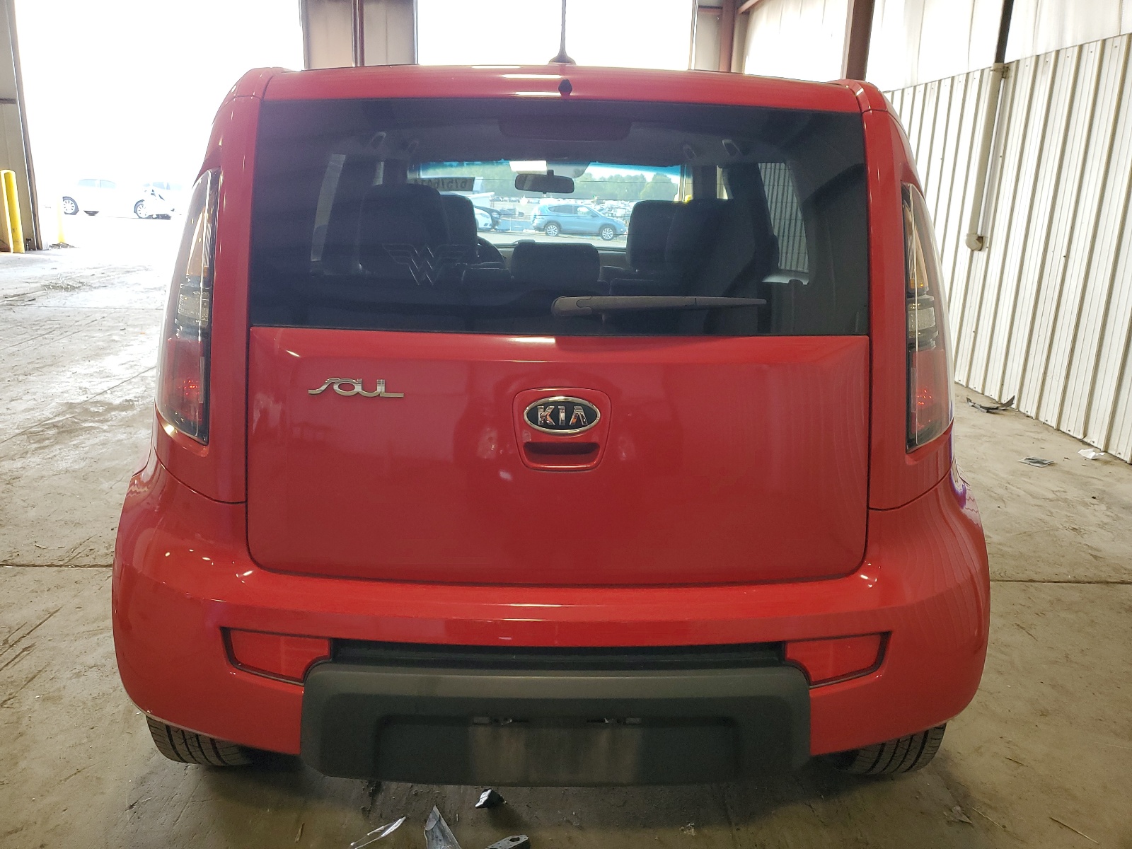 KNDJT2A21B7222368 2011 Kia Soul +
