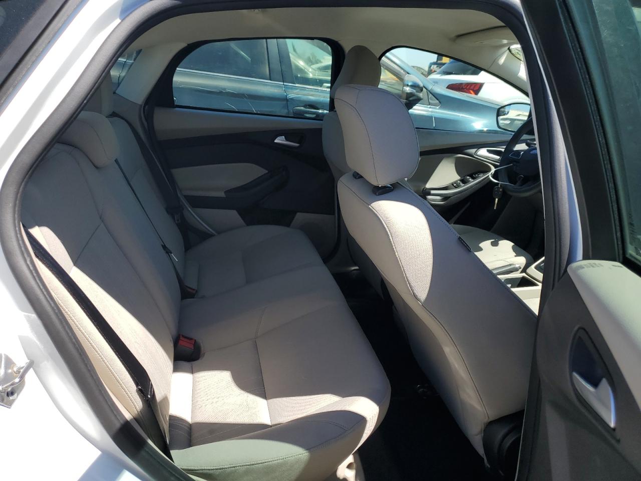 2015 Ford Focus - Image 10