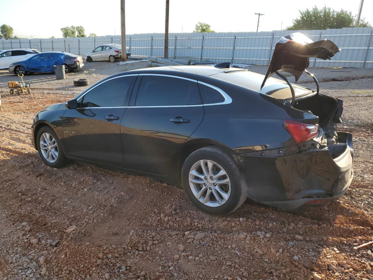 1G1ZD5ST8JF275672 2018 CHEVROLET MALIBU - Image 2