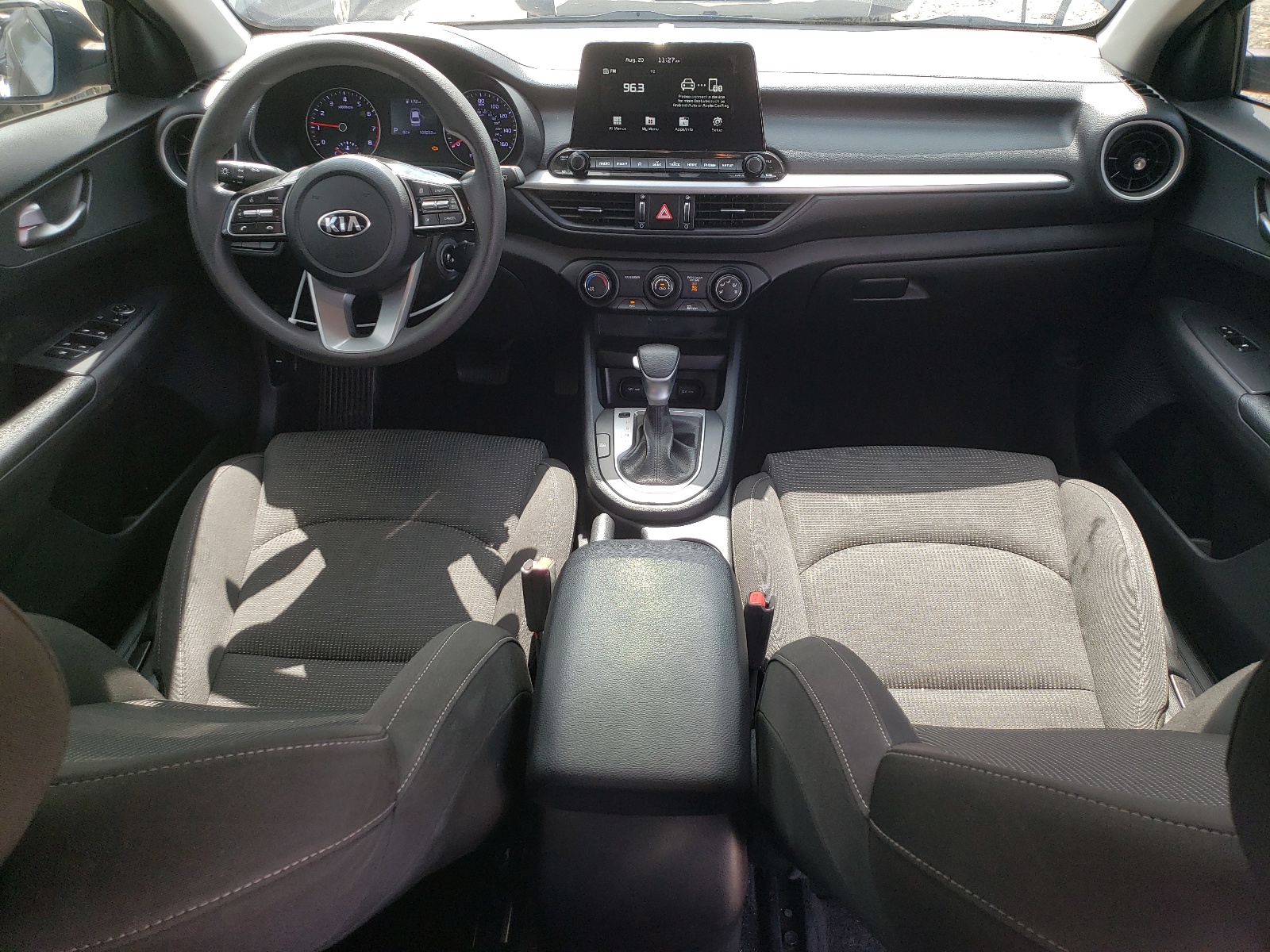 3KPF24AD2ME305364 2021 Kia Forte Fe