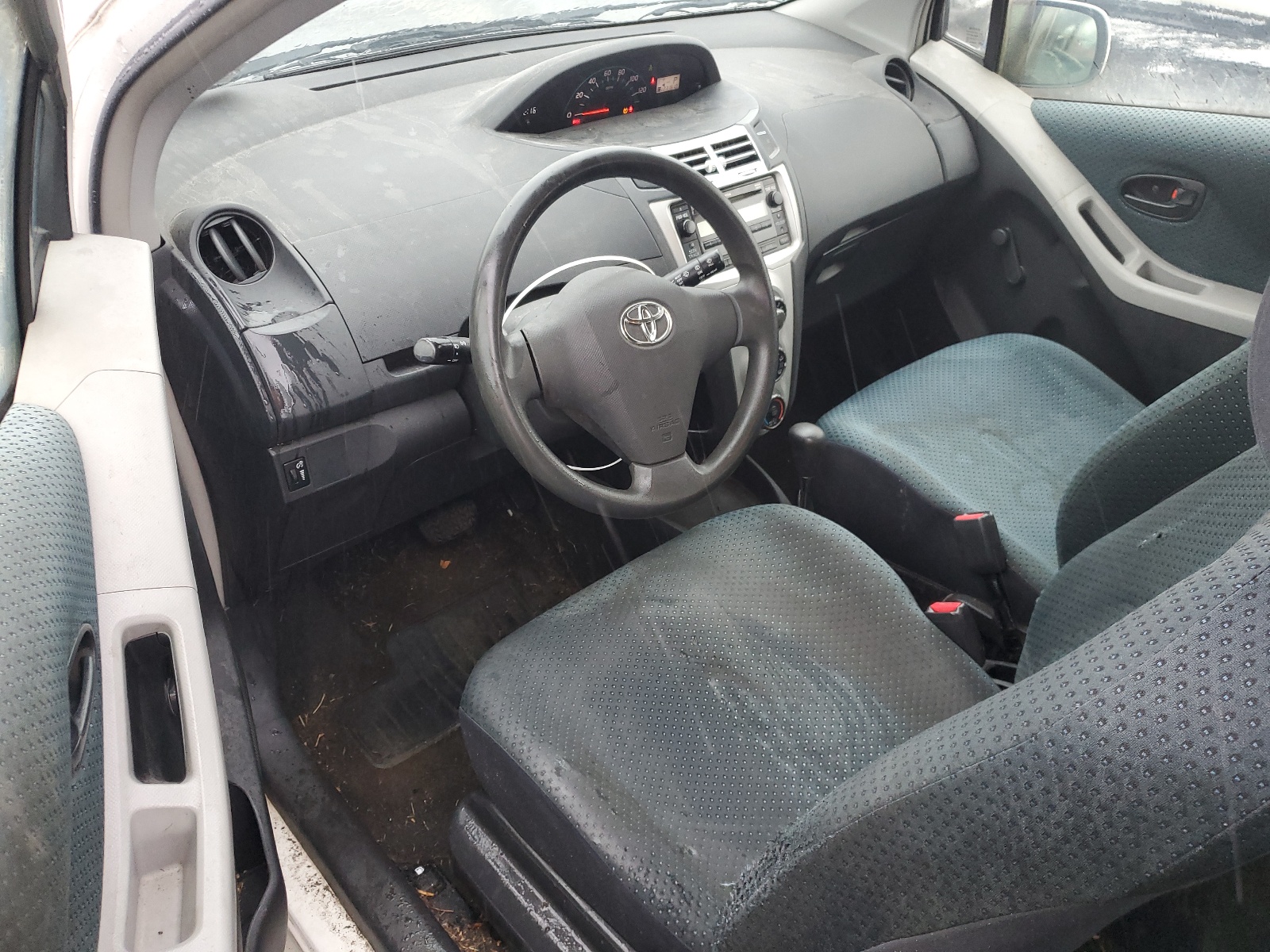 JTDJT923185187593 2008 Toyota Yaris