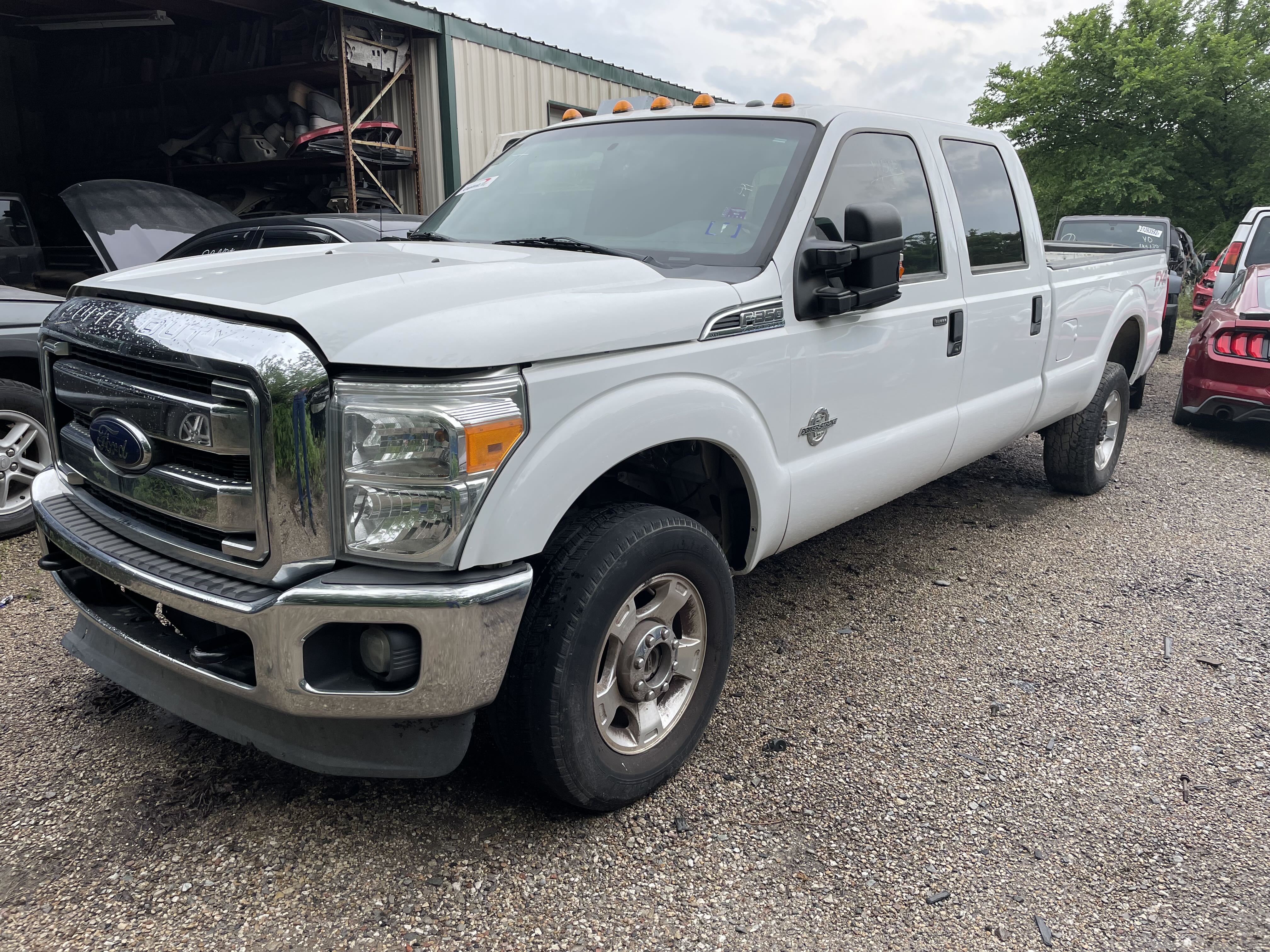 2014 Ford F350 Super Duty vin: 1FT8W3BT3EEB40662