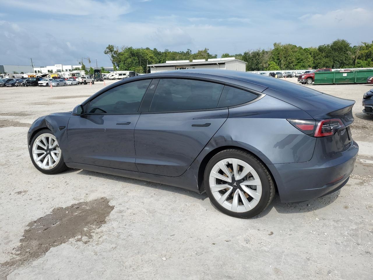 5YJ3E1EB1NF105654 2022 TESLA MODEL 3 - Image 2