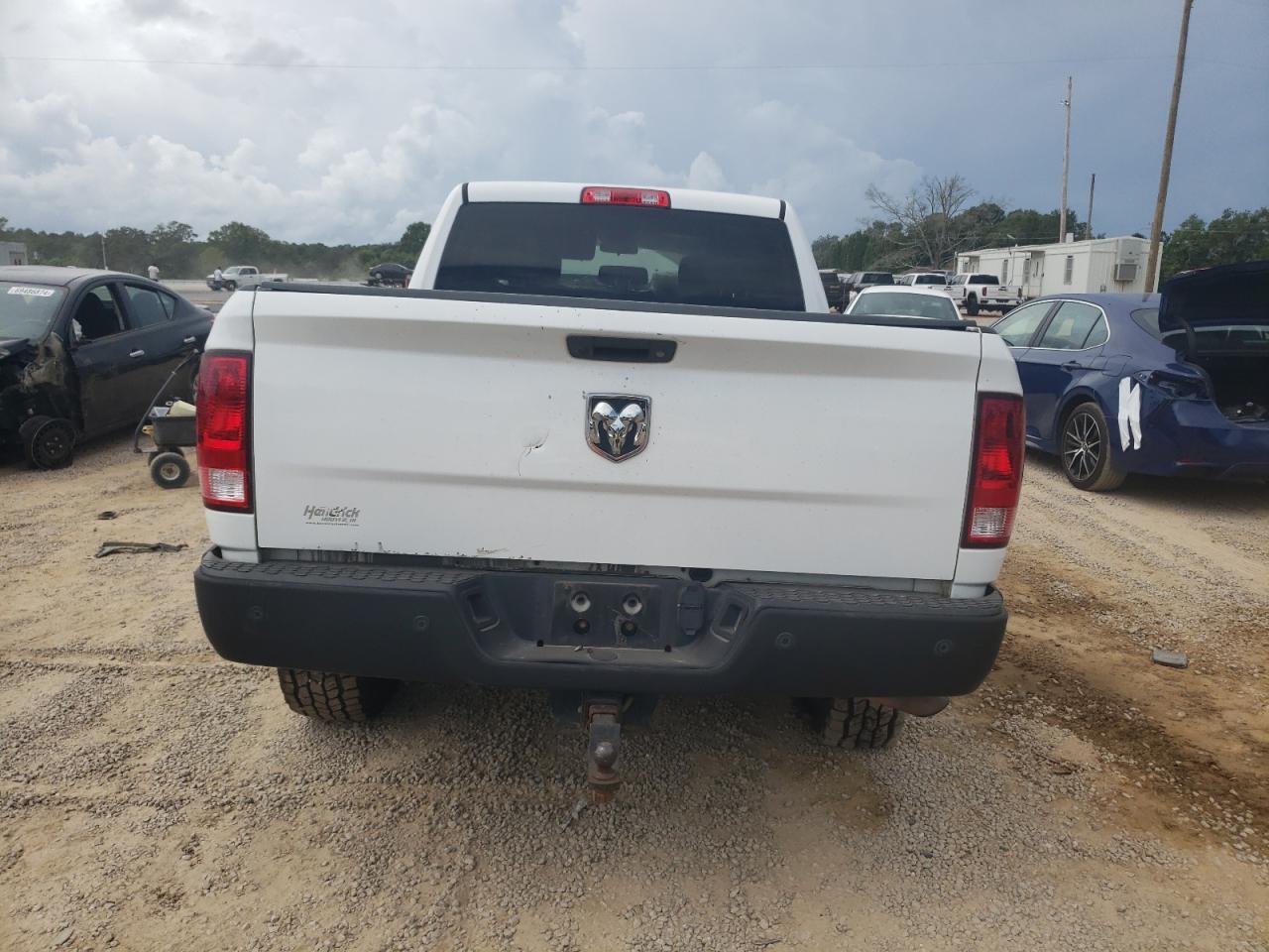 2017 RAM 2500 - Image 6