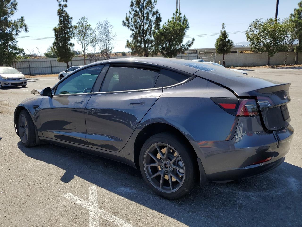 5YJ3E1EB8PF623862 2023 TESLA MODEL 3 - Image 2