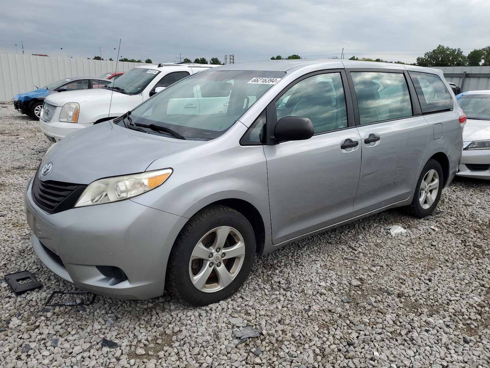 2012 Toyota Sienna Base vin: 5TDKA3DC9CS010281