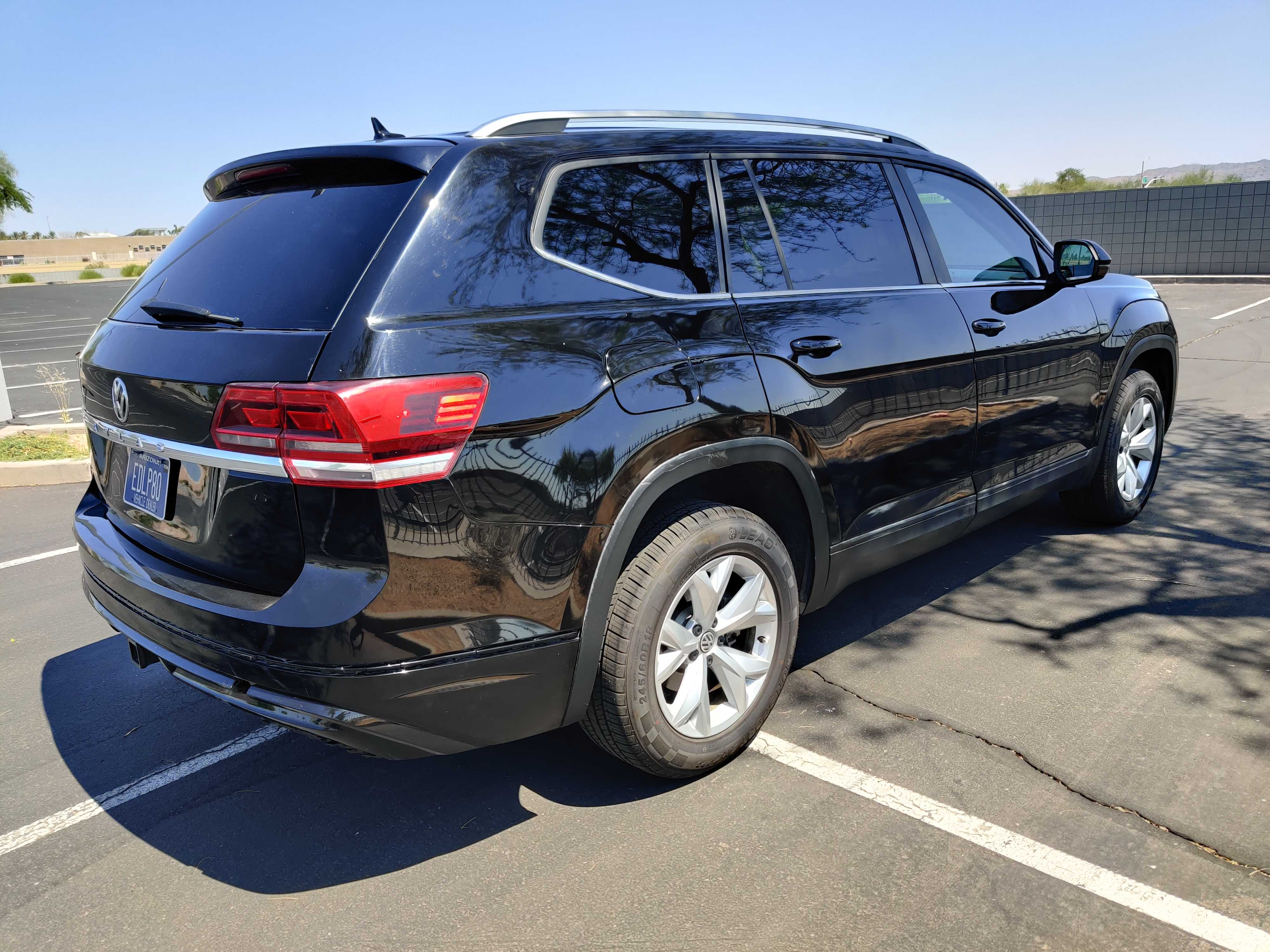 2019 Volkswagen Atlas Se vin: 1V2DR2CA0KC597092