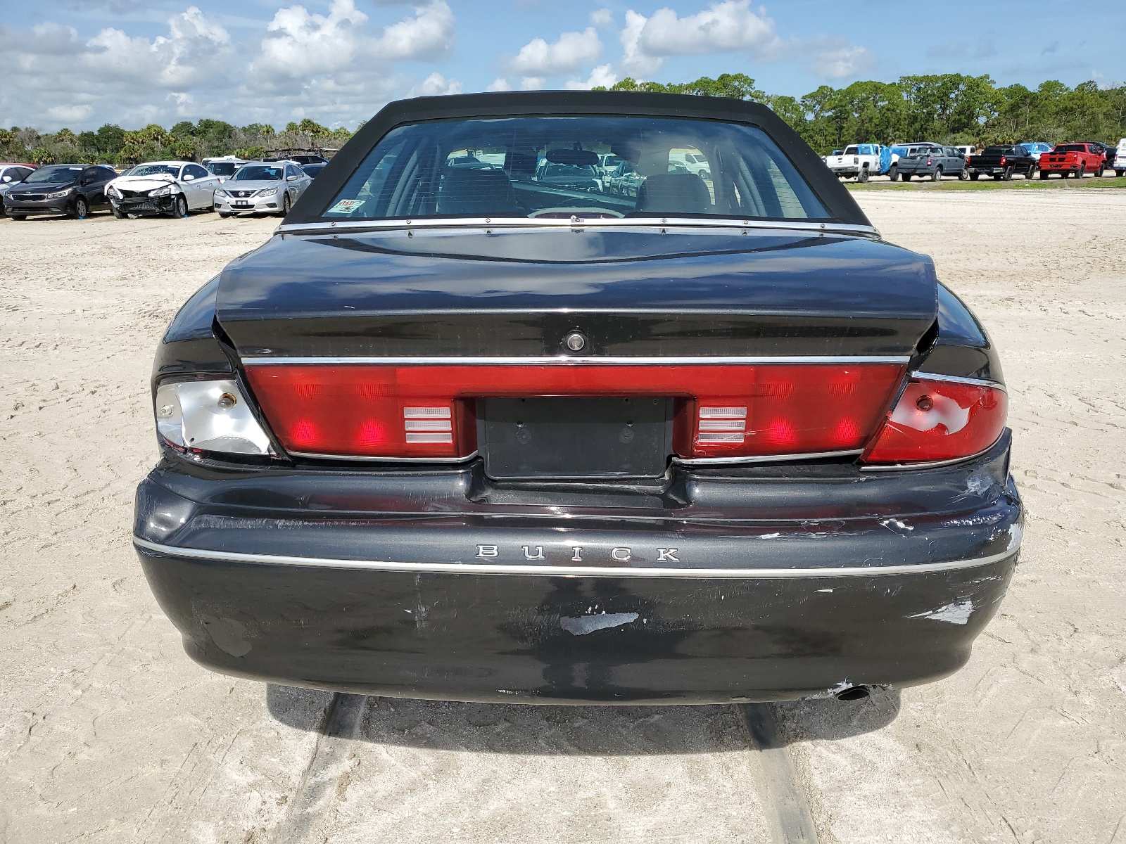 2G4WS52JX21199956 2002 Buick Century Custom