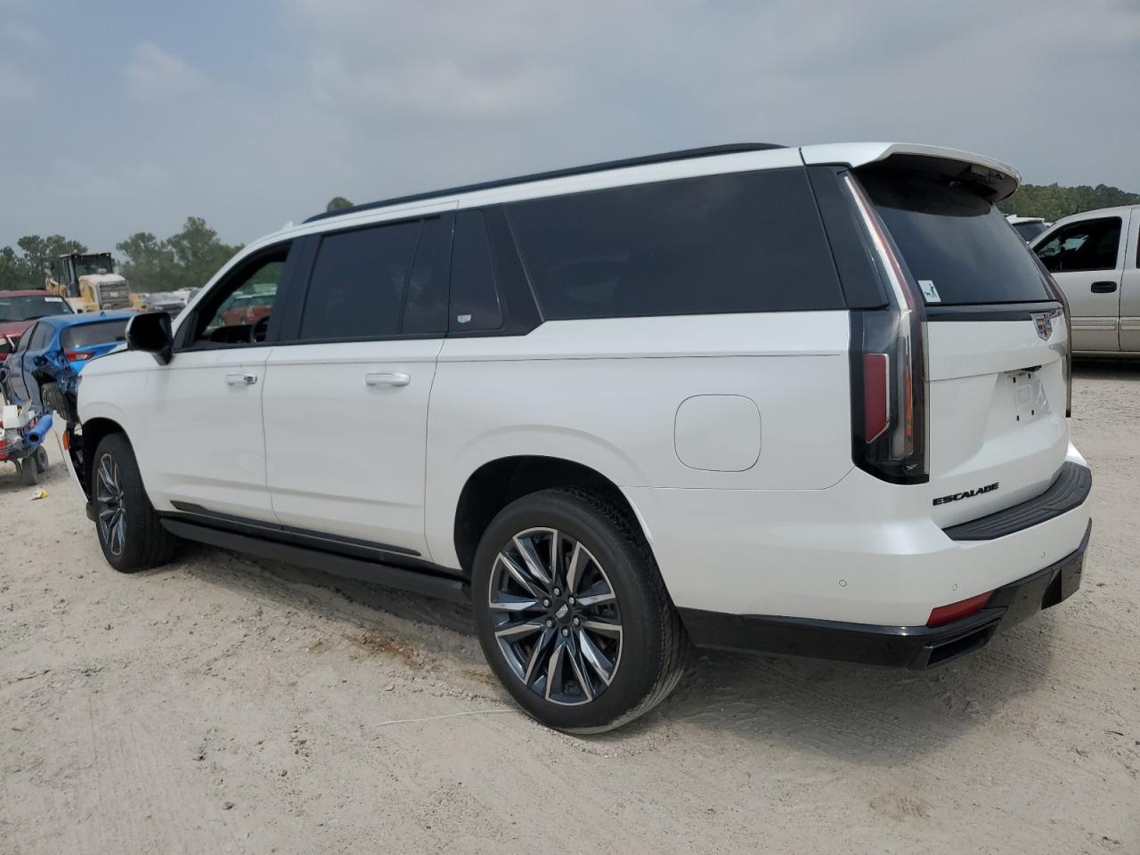 1GYS3PKL4PR103518 Cadillac Escalade E 2