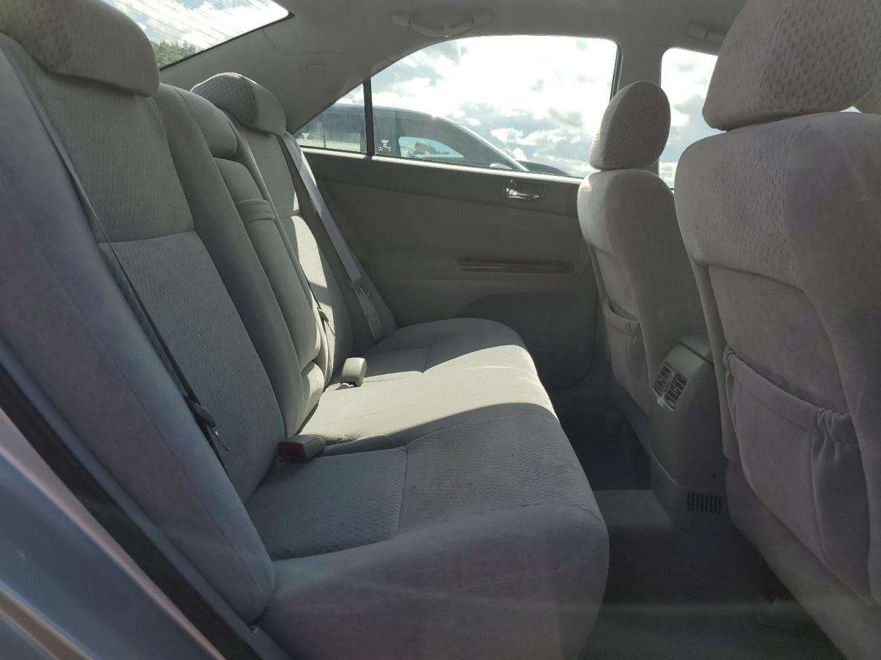 2004 Toyota Camry Le VIN: 4T1BE30K14U834267 Lot: 67975294