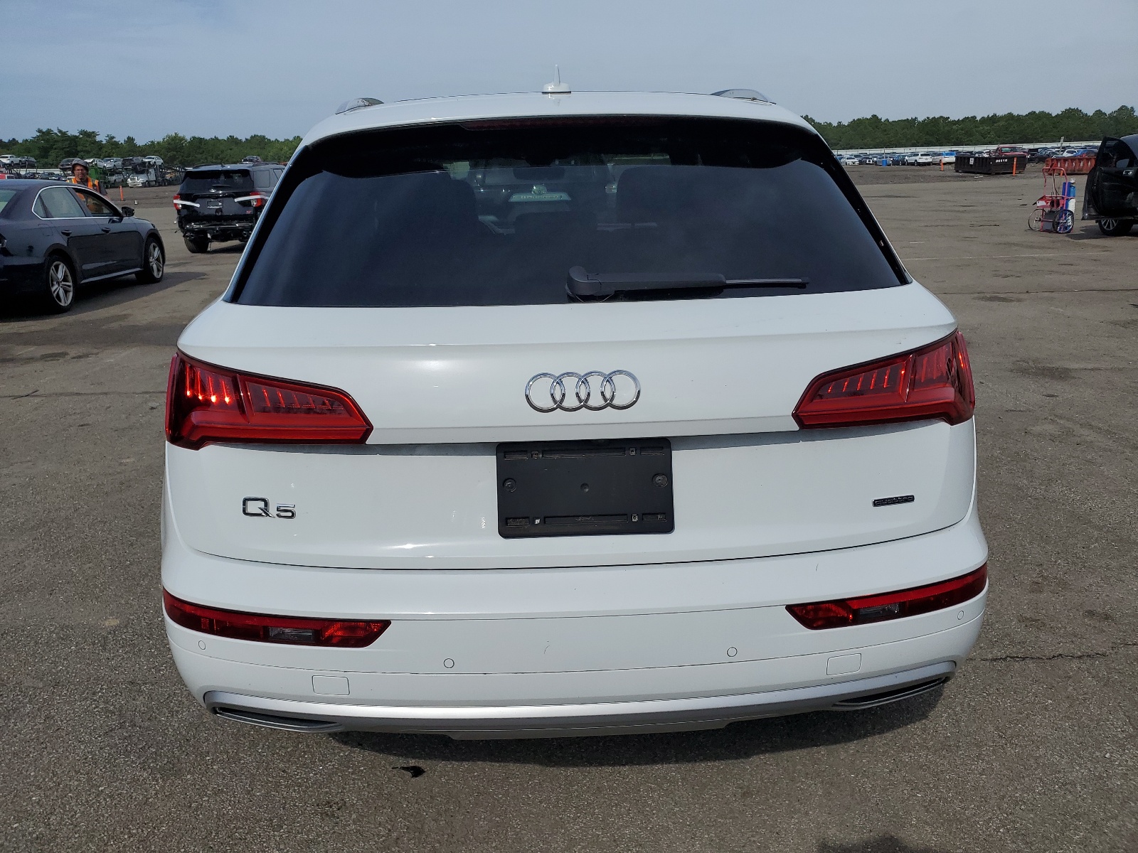 WA1BNAFY7K2112650 2019 Audi Q5 Premium Plus