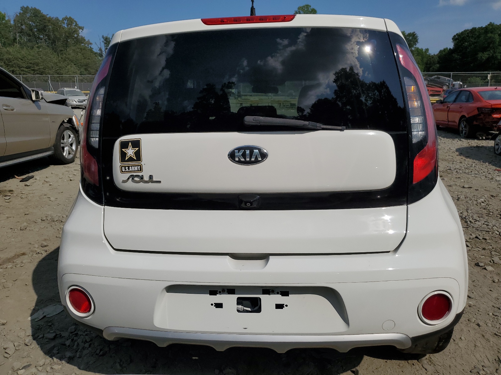 2017 Kia Soul + vin: KNDJP3A55H7504316