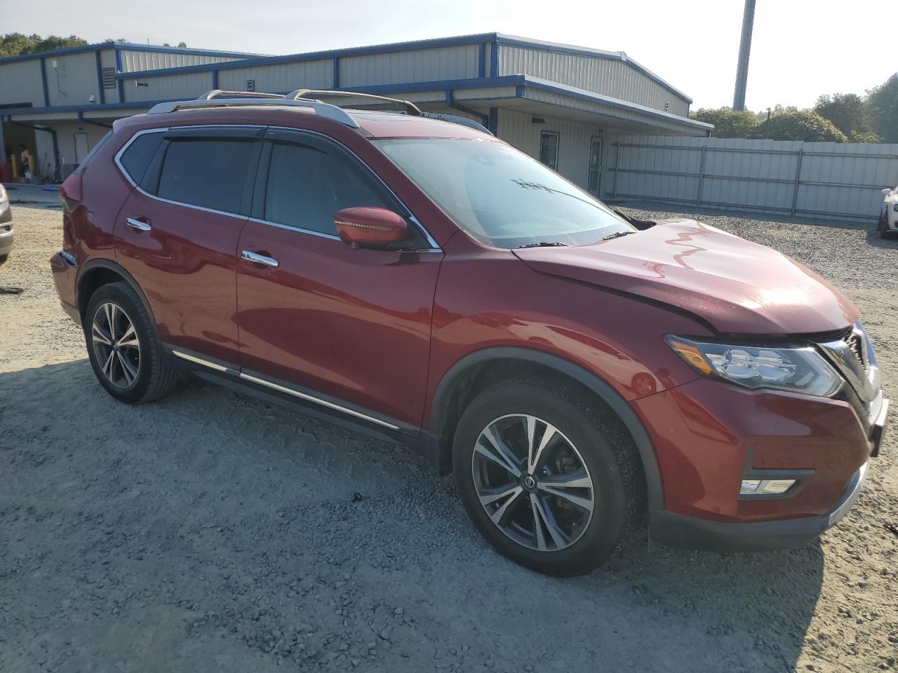 2018 Nissan Rogue - Image 4
