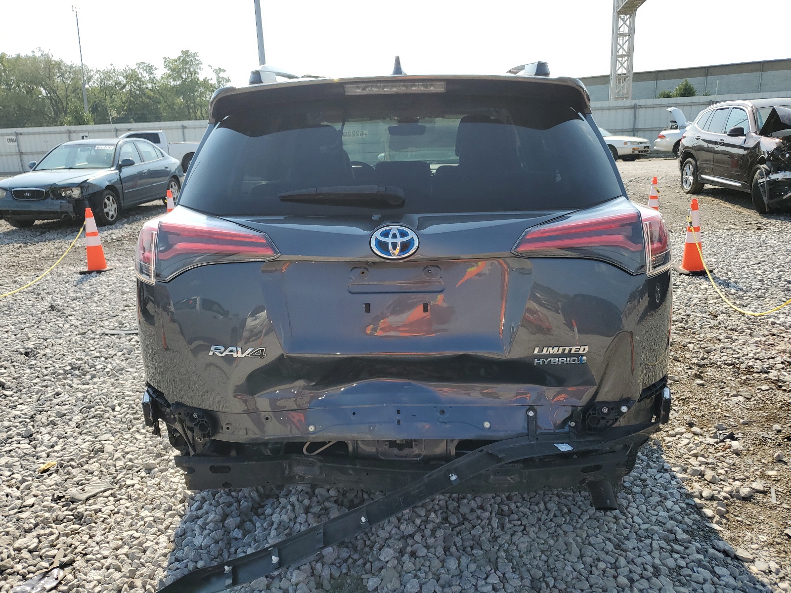 JTMDJREV8HD087318 2017 Toyota Rav4 Hv Limited