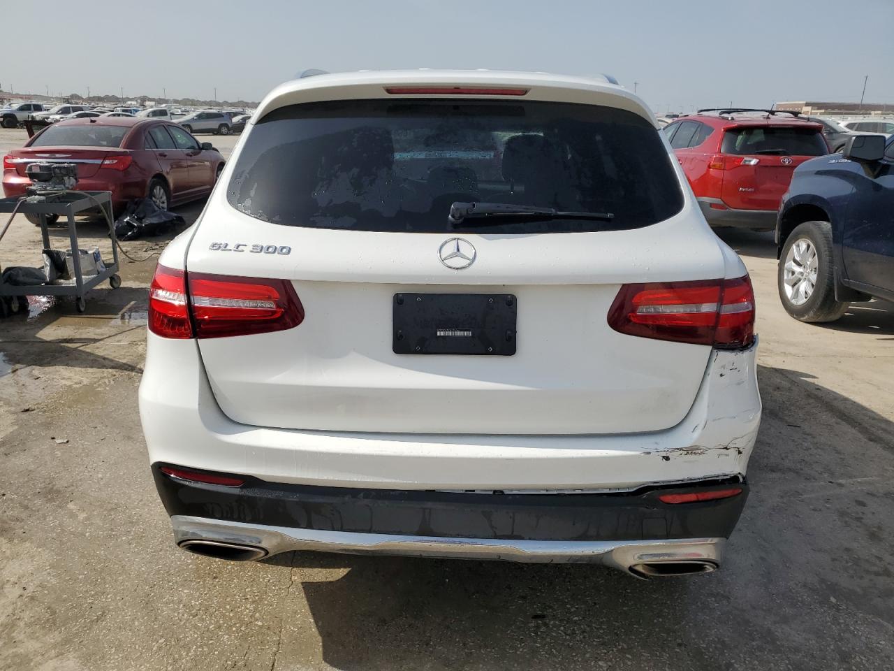 WDC0G4JB6JV071964 2018 Mercedes-Benz Glc 300