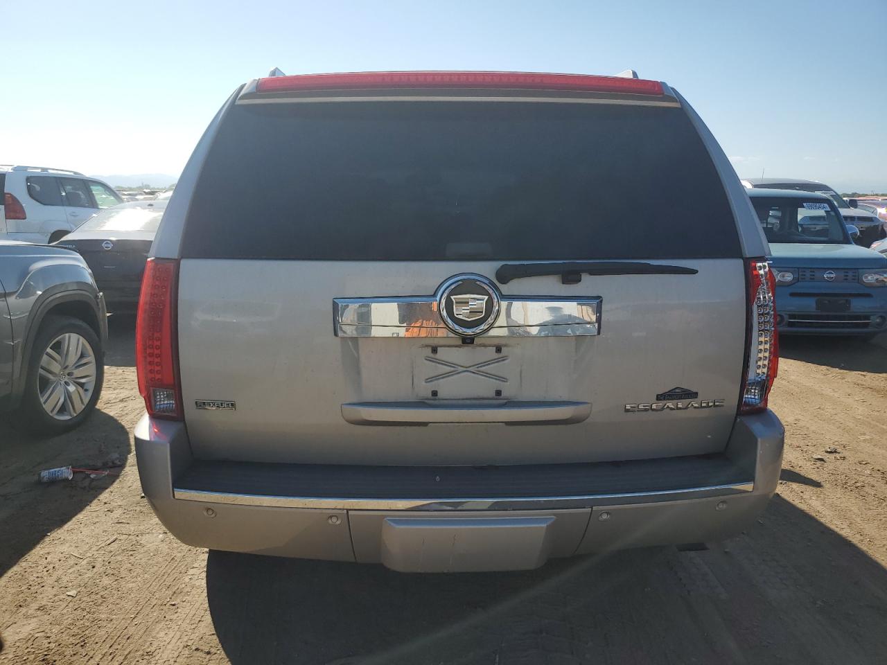 2009 Cadillac Escalade Luxury VIN: 1GYFK23249R263625 Lot: 69277154