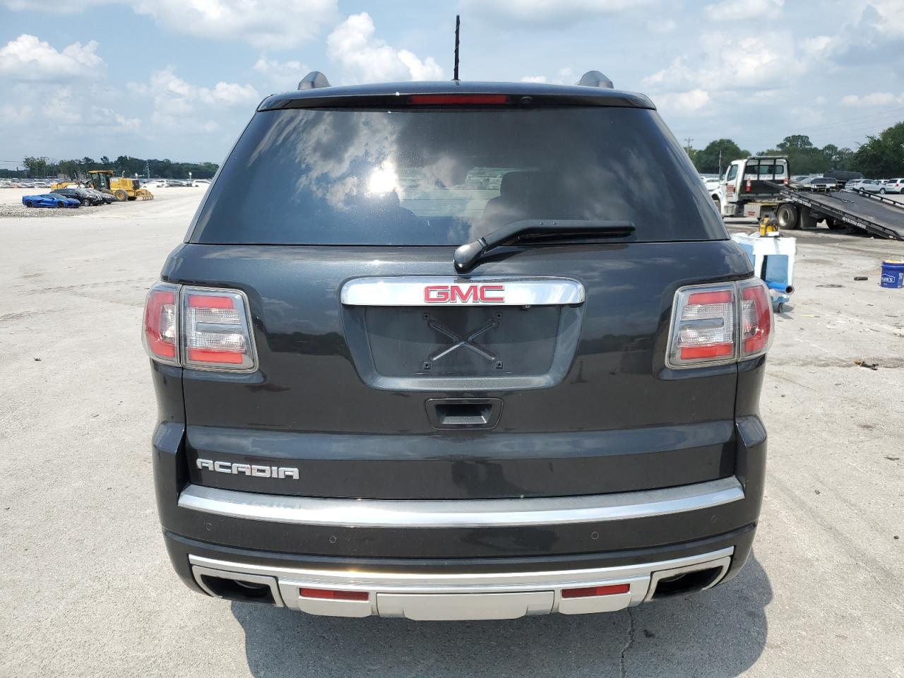 2014 GMC Acadia Denali VIN: 1GKKRTKD8EJ106072 Lot: 66080884