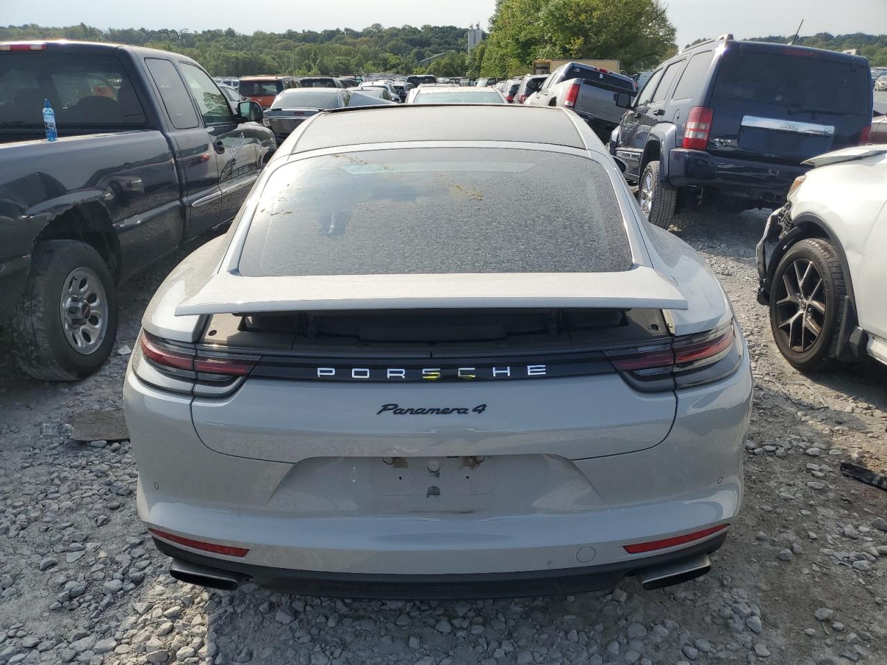 WP0AA2A76JL108504 2018 Porsche Panamera 4