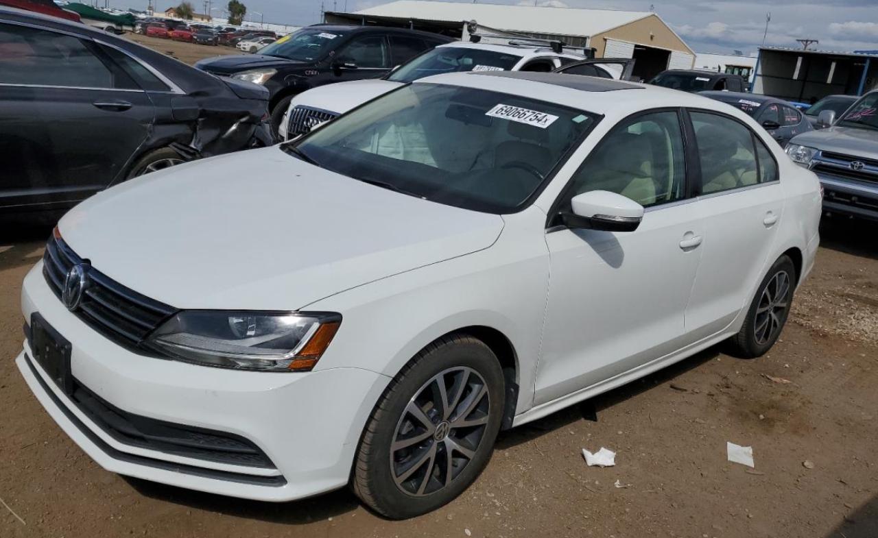 3VWDB7AJ5HM303289 2017 VOLKSWAGEN JETTA - Image 1