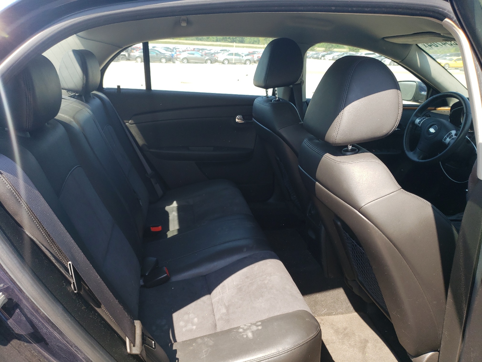 1G1ZD5E72A4106242 2010 Chevrolet Malibu 2Lt