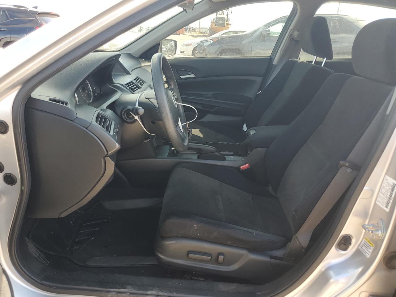 JHMCP26429C005211 2009 Honda Accord Lxp