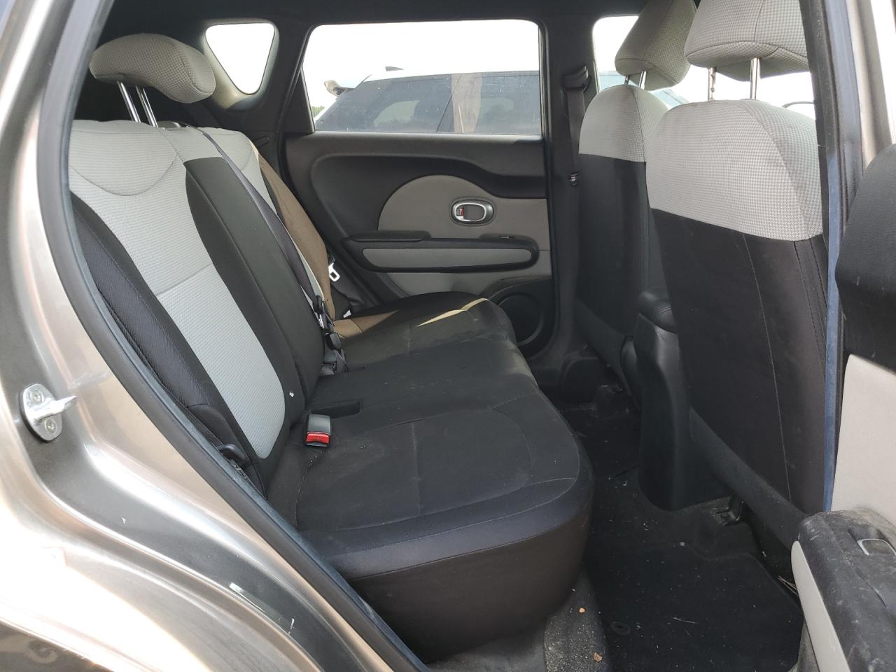 2017 Kia Soul VIN: KNDJN2A22H7500181 Lot: 65686664