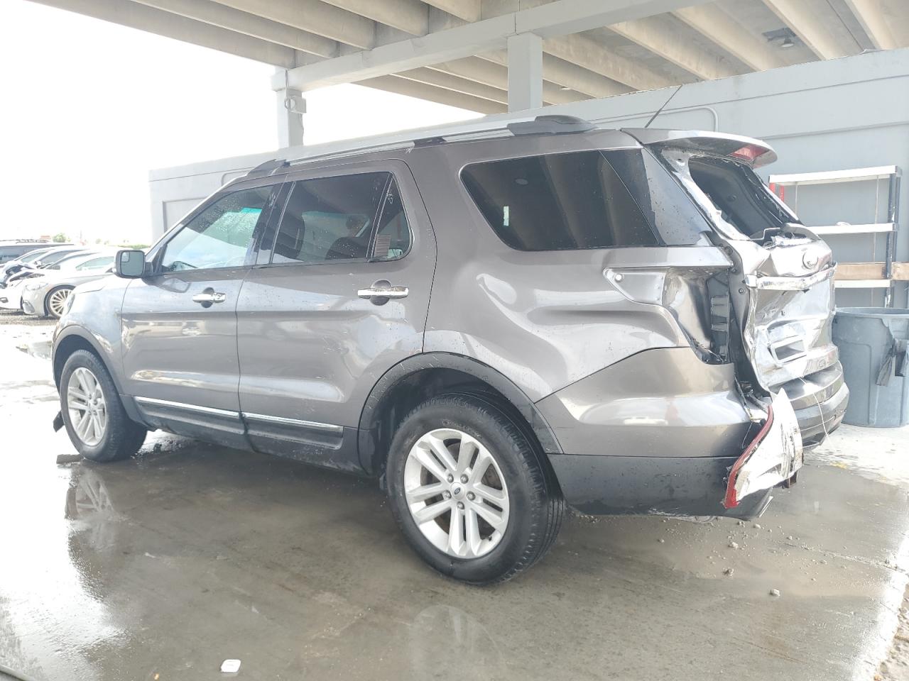 2014 Ford Explorer - Image 2