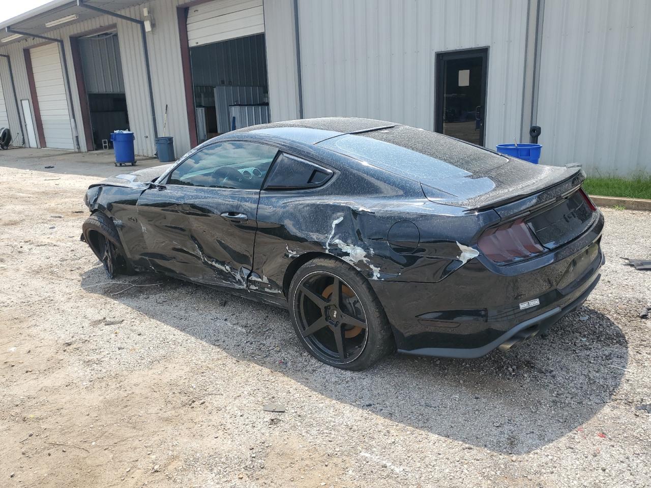 VIN 1FA6P8CFXJ5178464 2018 FORD MUSTANG no.2