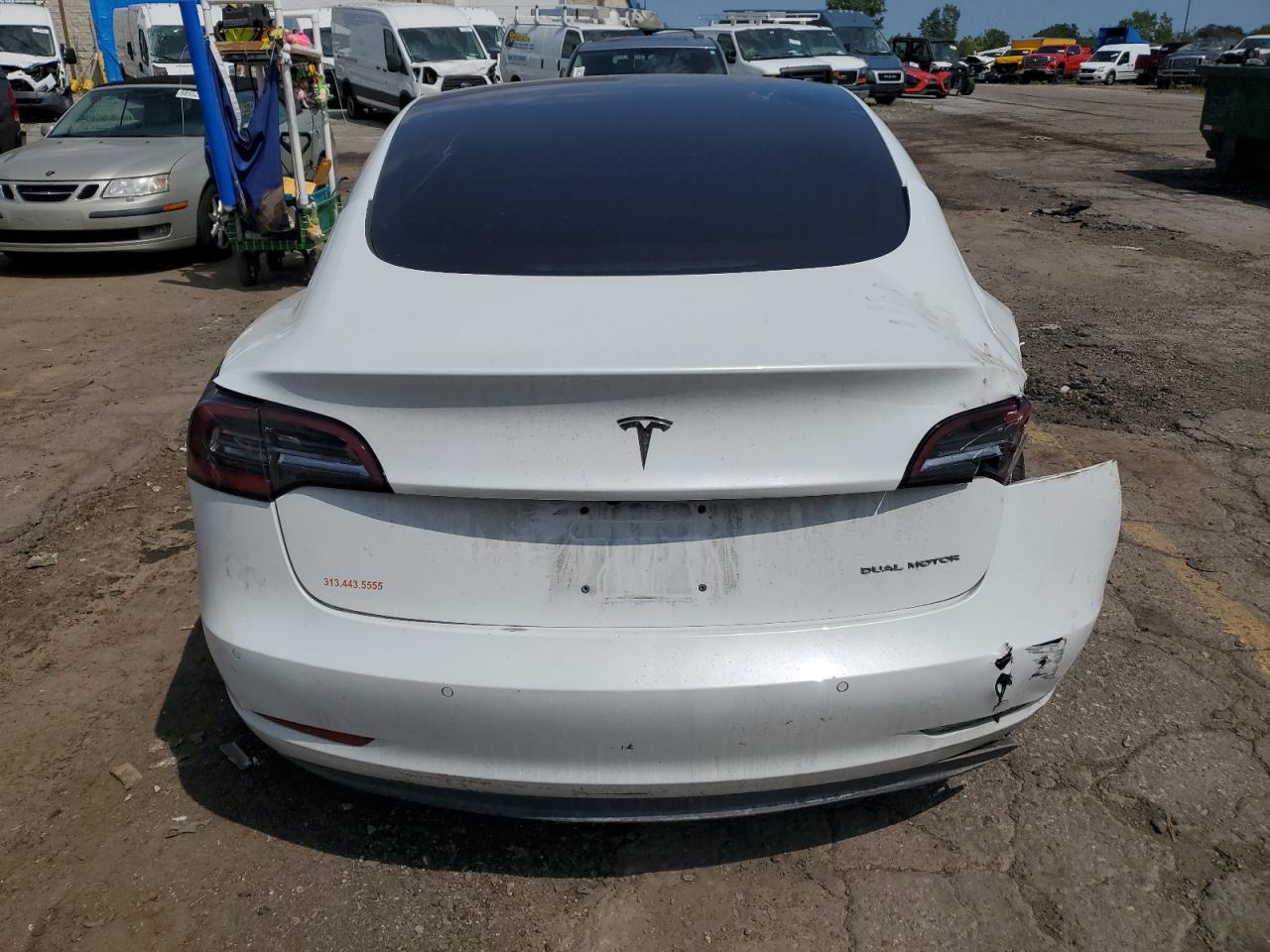 2018 Tesla Model 3 VIN: 5YJ3E1EB3JF088981 Lot: 68521494