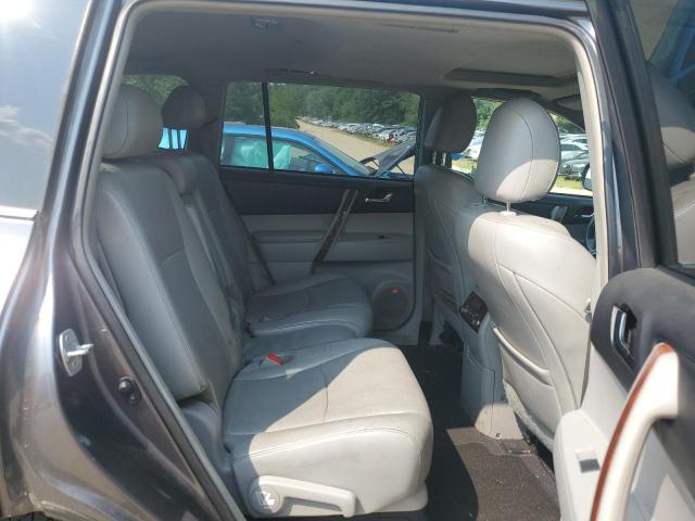 2011 TOYOTA HIGHLANDER LIMITED