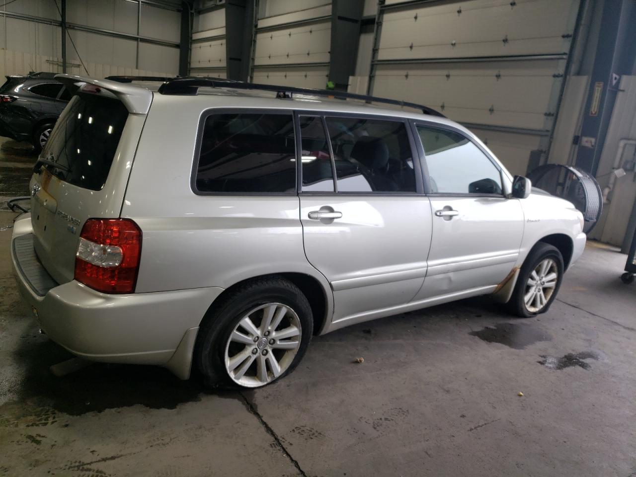 2006 Toyota Highlander - Image 3