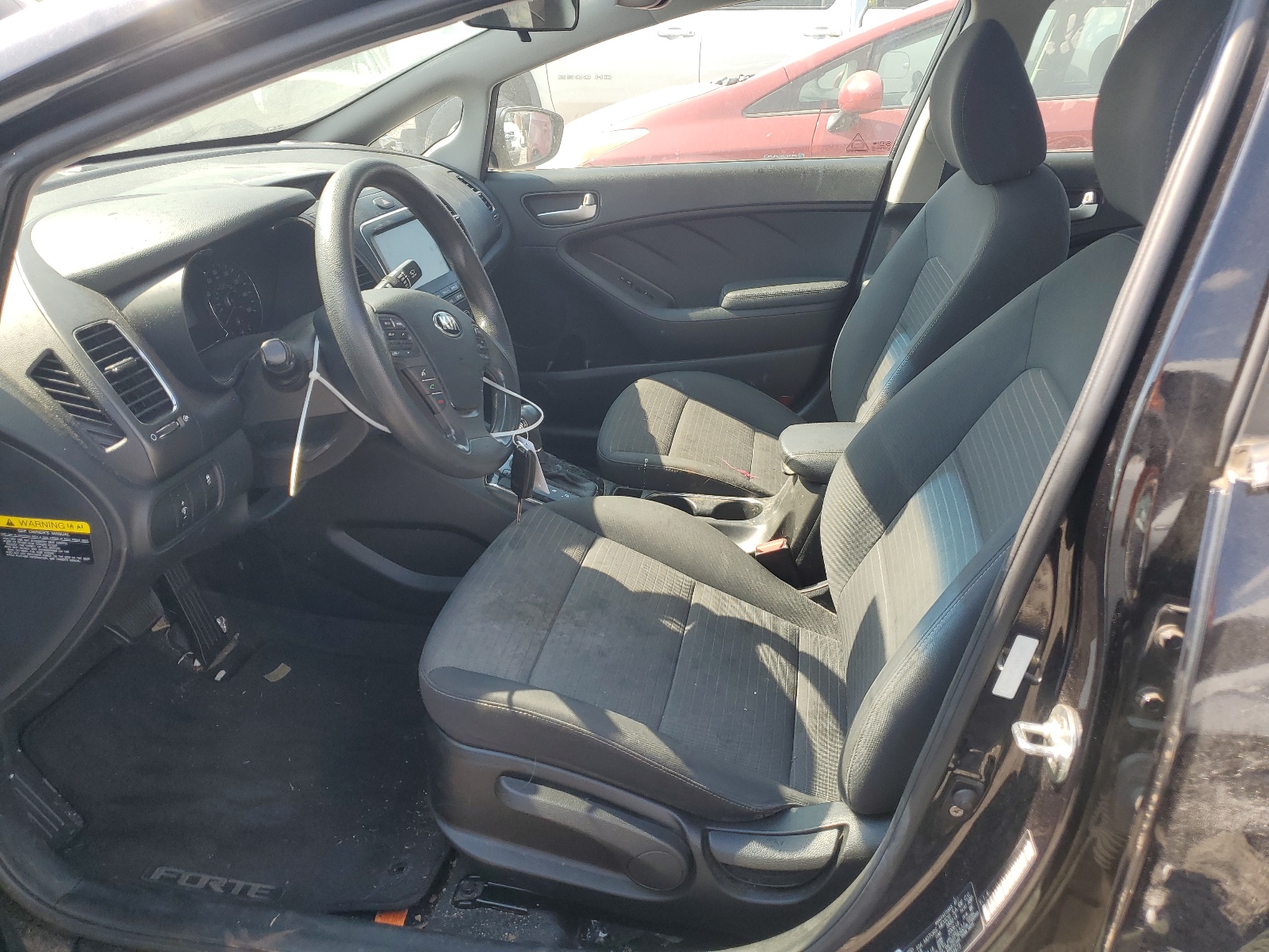 3KPFL4A71JE244673 2018 Kia Forte Lx