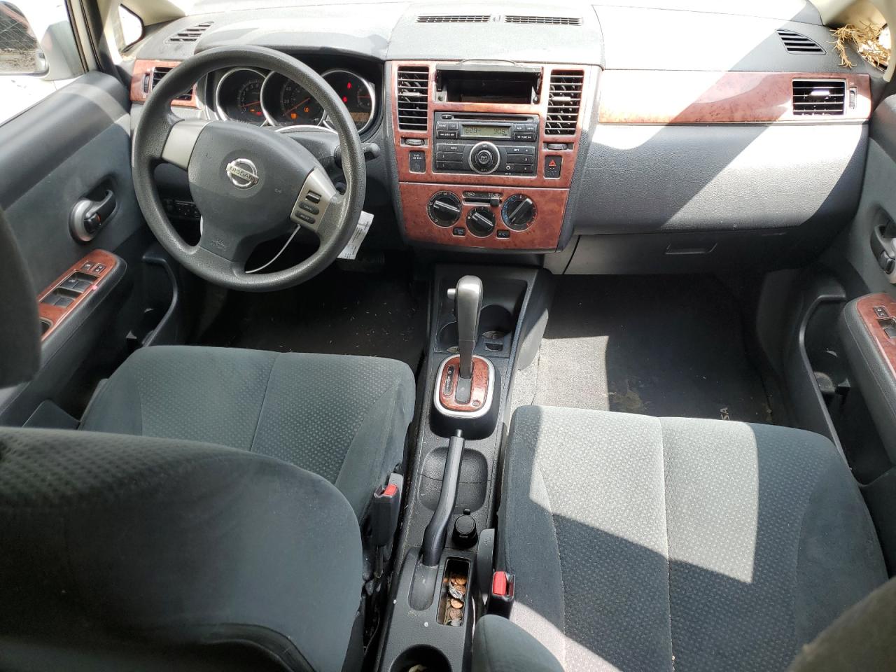 2010 Nissan Versa - Image 8