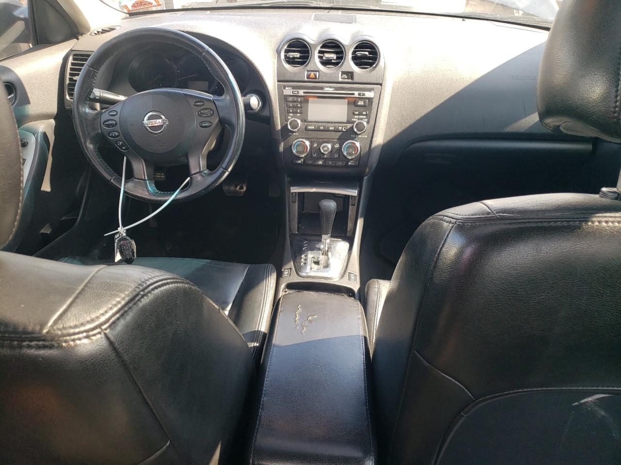 2012 Nissan Altima - Image 8