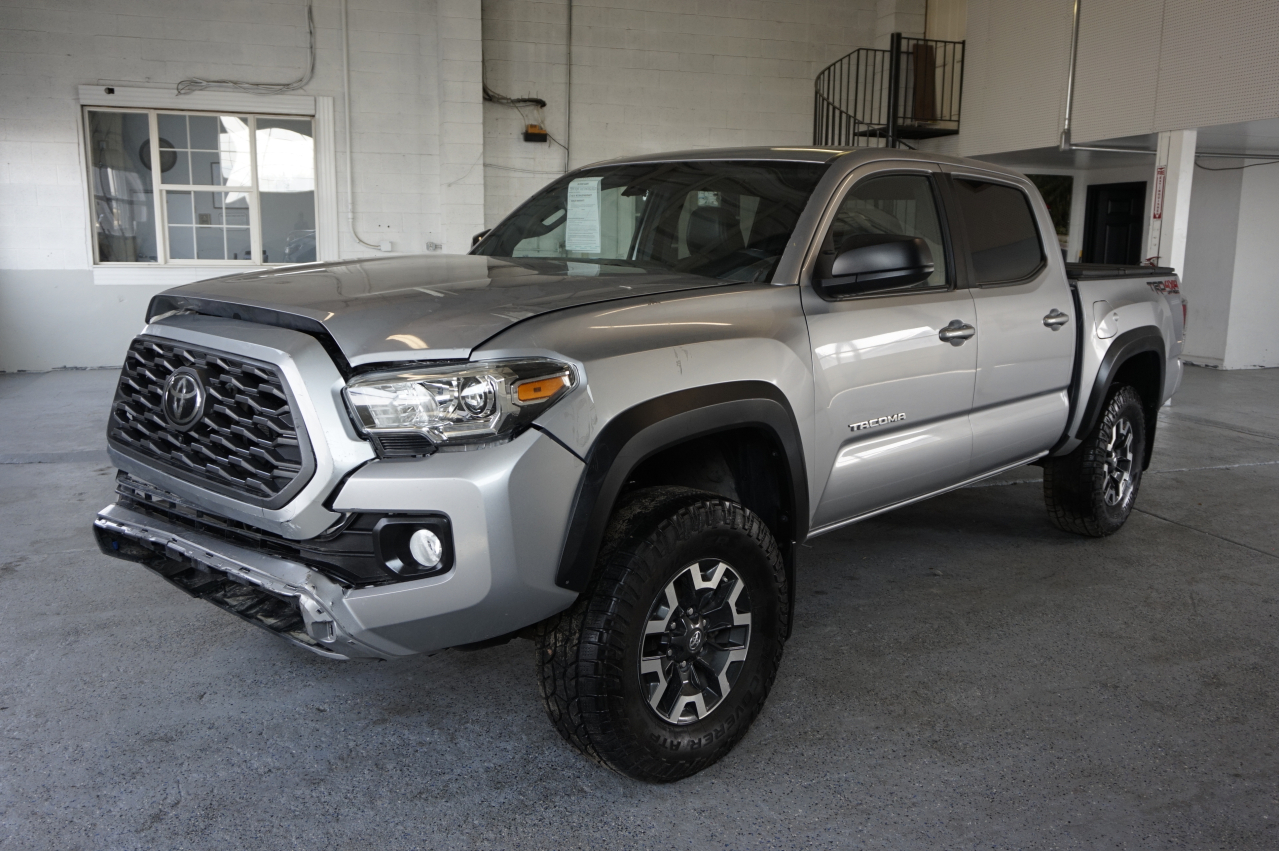 2020 Toyota Tacoma Double Cab vin: 3TMCZ5AN6LM316532