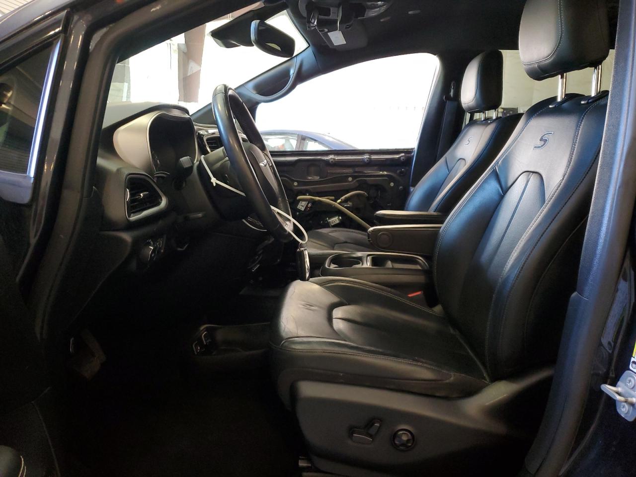 2020 Chrysler Pacifica Touring L VIN: 2C4RC3BG9LR263852 Lot: 66652214