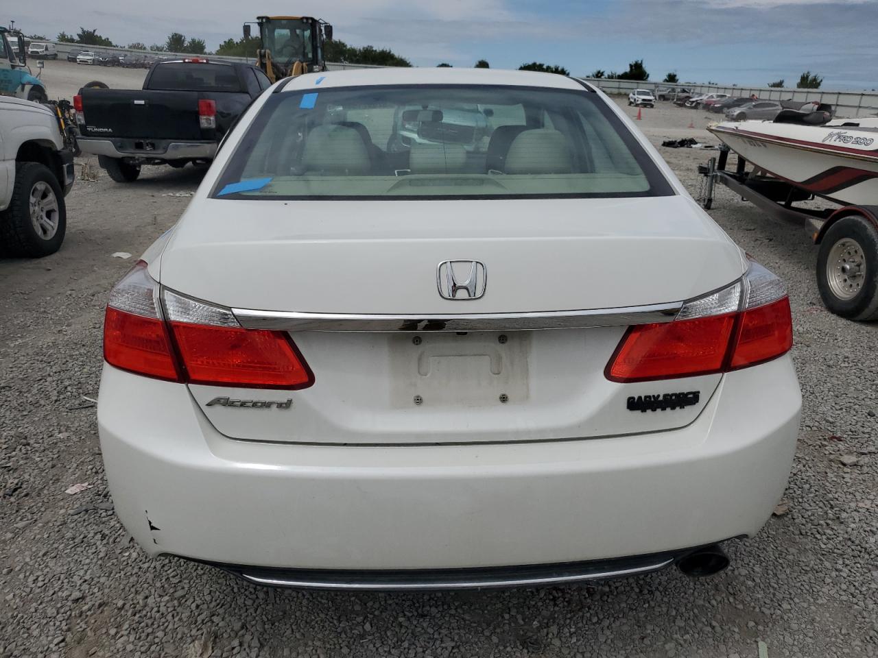 1HGCR2F38FA273661 2015 Honda Accord Lx