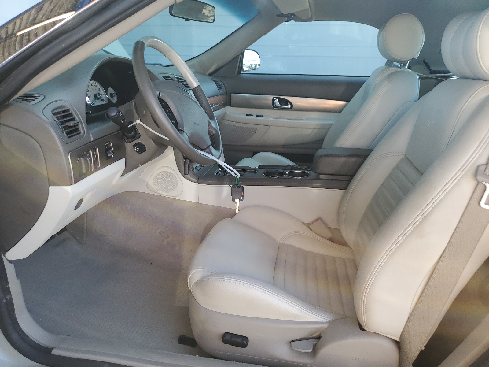 1FAHP69A85Y109057 2005 Ford Thunderbird 50Th Anniversary