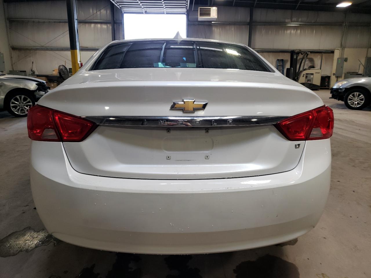 2G1105SAXH9189581 2017 Chevrolet Impala Lt