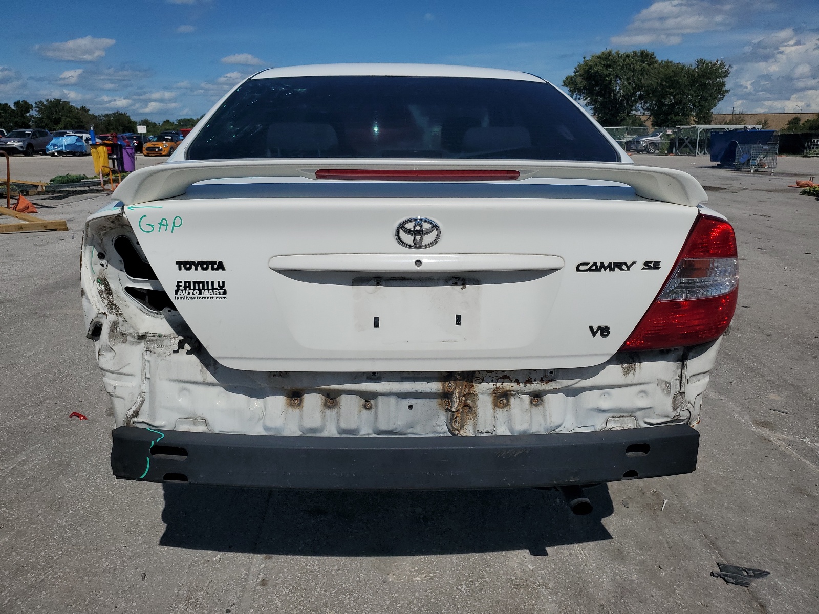 4T1BE32K14U319735 2004 Toyota Camry Le